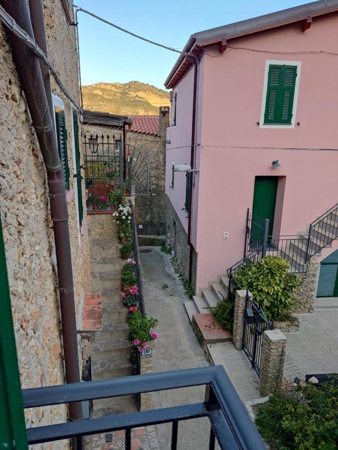 Appartement Casa Elvira à Seglia San Bernardo Extérieur photo